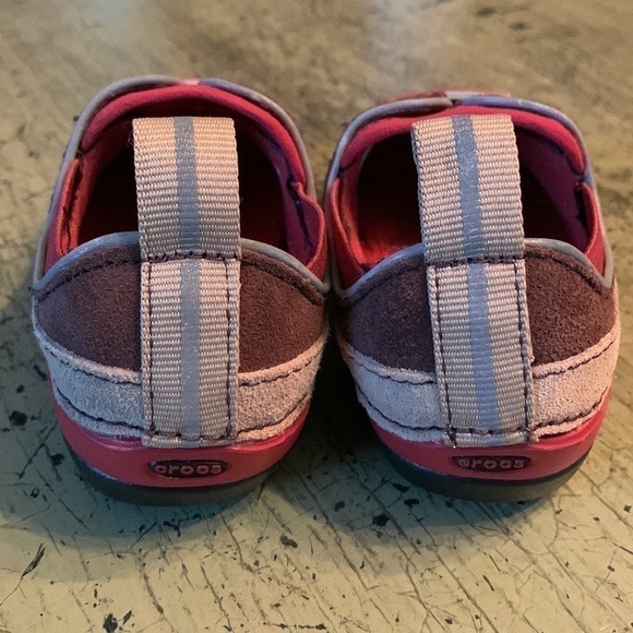 crocs Dawson Slip On Infant Sneaker - Red/Espresso/Khaki - Picture 10 of 11